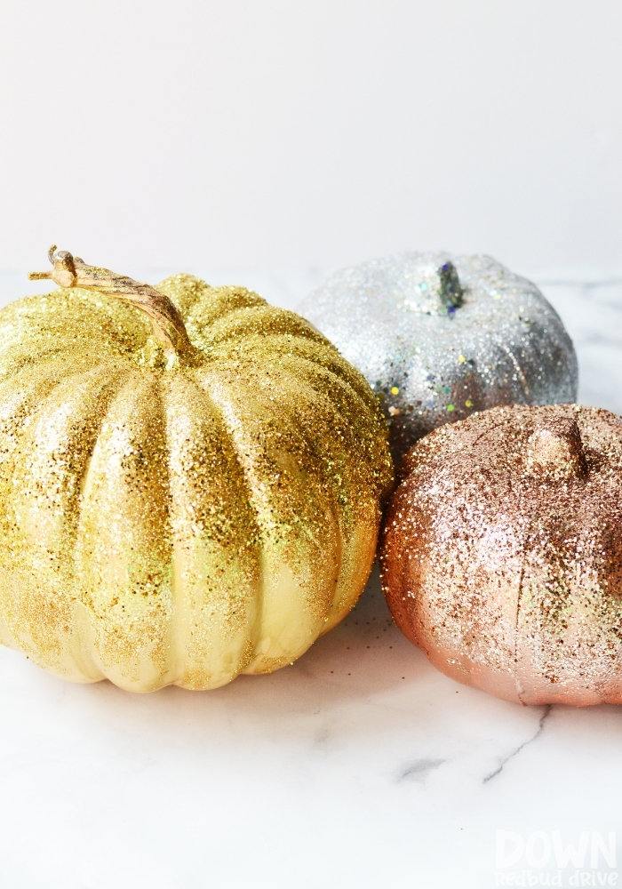 Tall picture of DIY glitter pumpkins