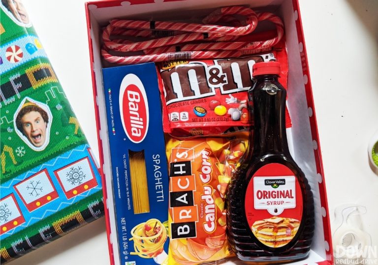 Elf Food Groups Gift Idea | Free printable sign too!
