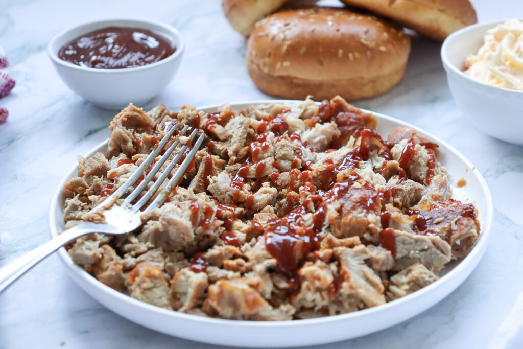 bbq pulled pork sandwiches 