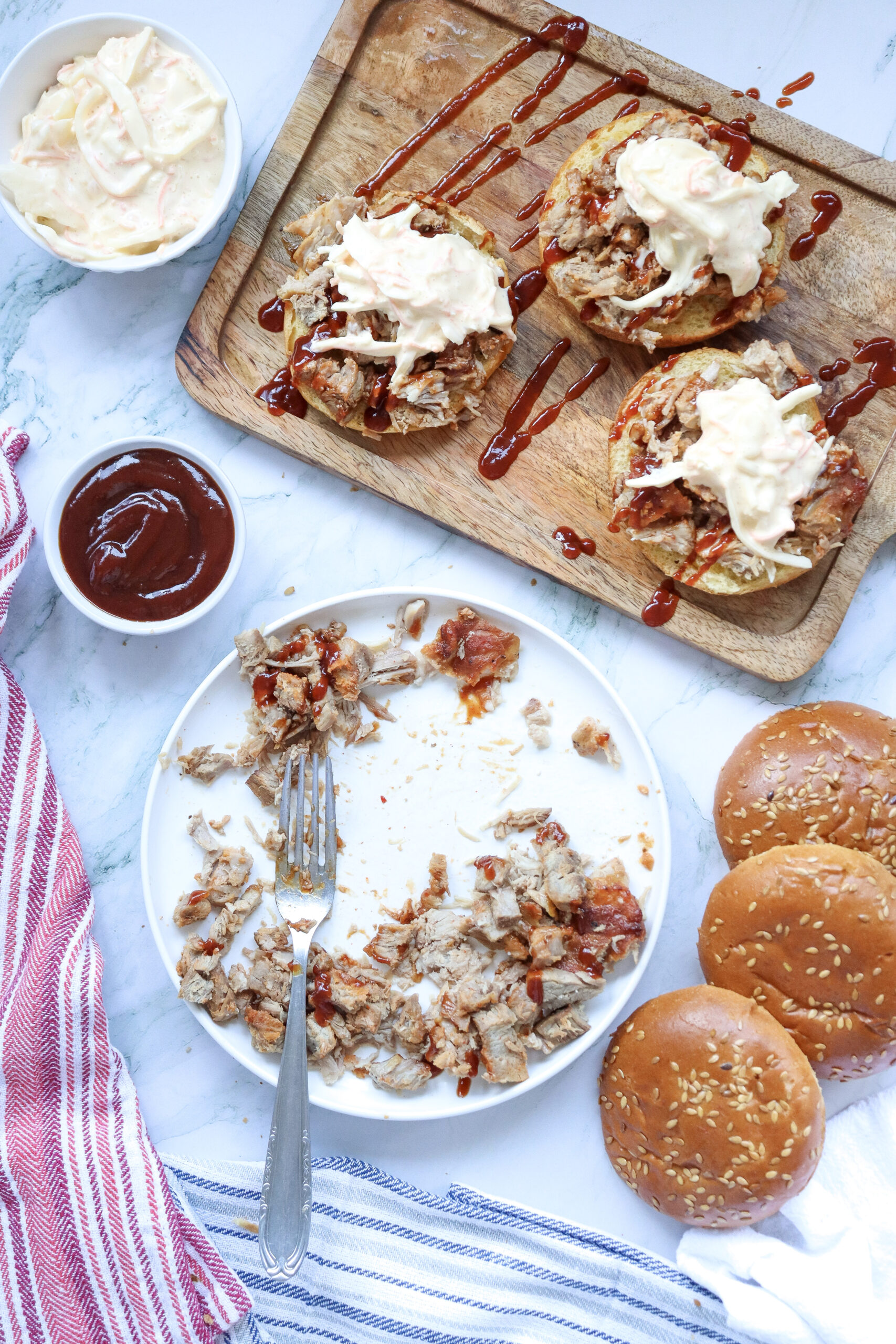 bbq pulled pork sandwiches 