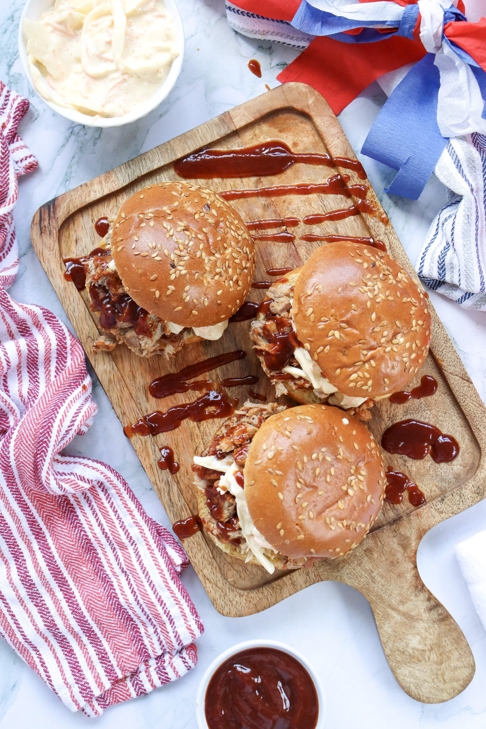bbq pulled pork sandwiches 