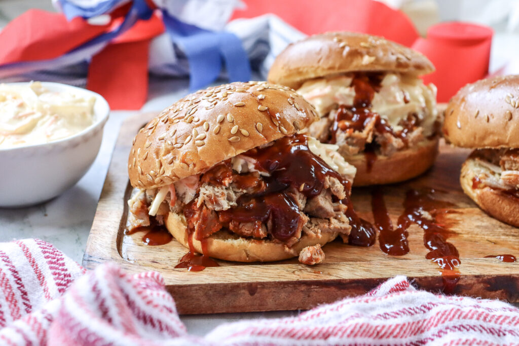 bbq pulled pork sandwiches 