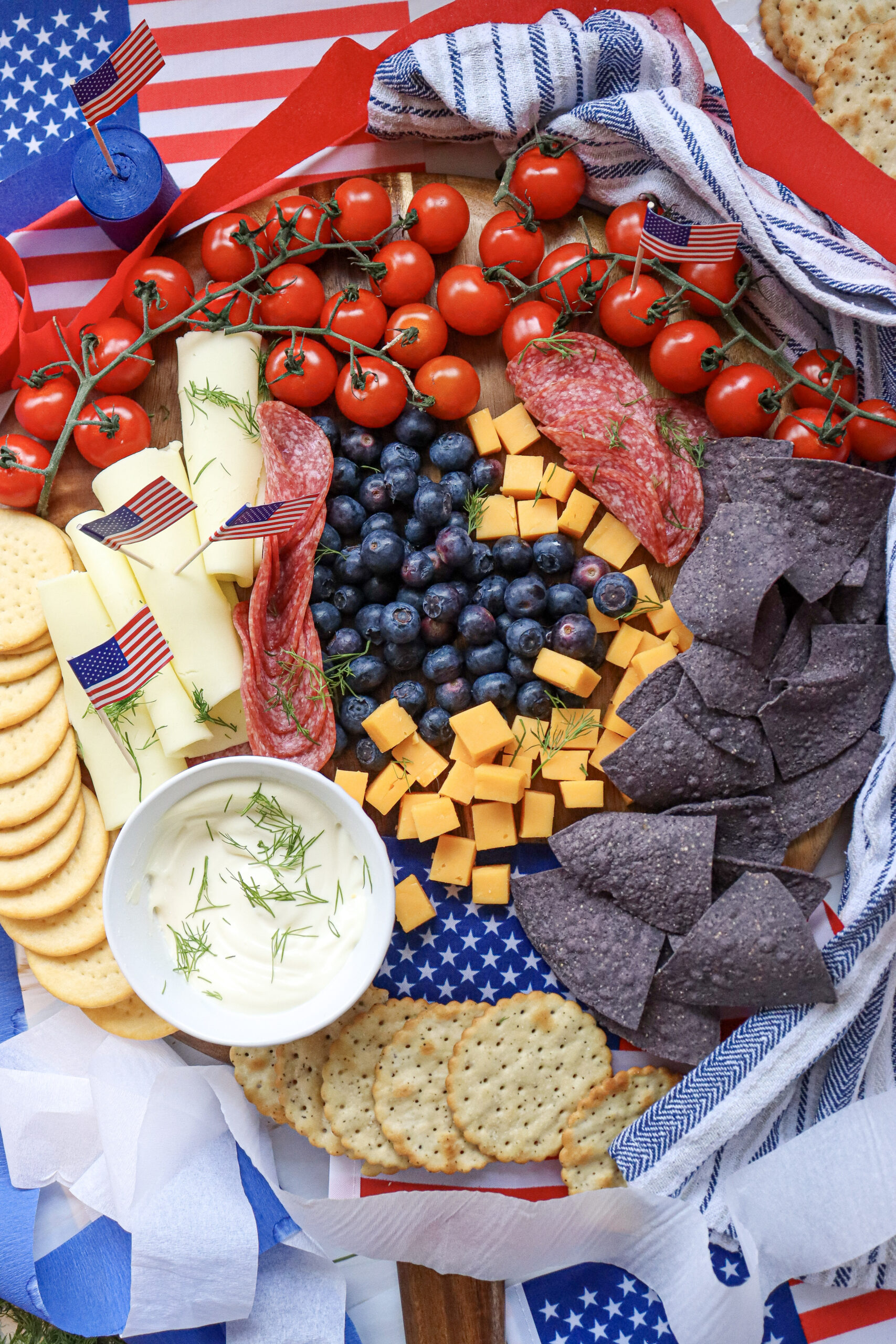4th of July charcuterie board patriotic appetizer