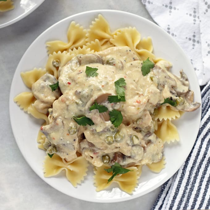 Image for Crockpot Creamy Chicken Mushrooms and Peas